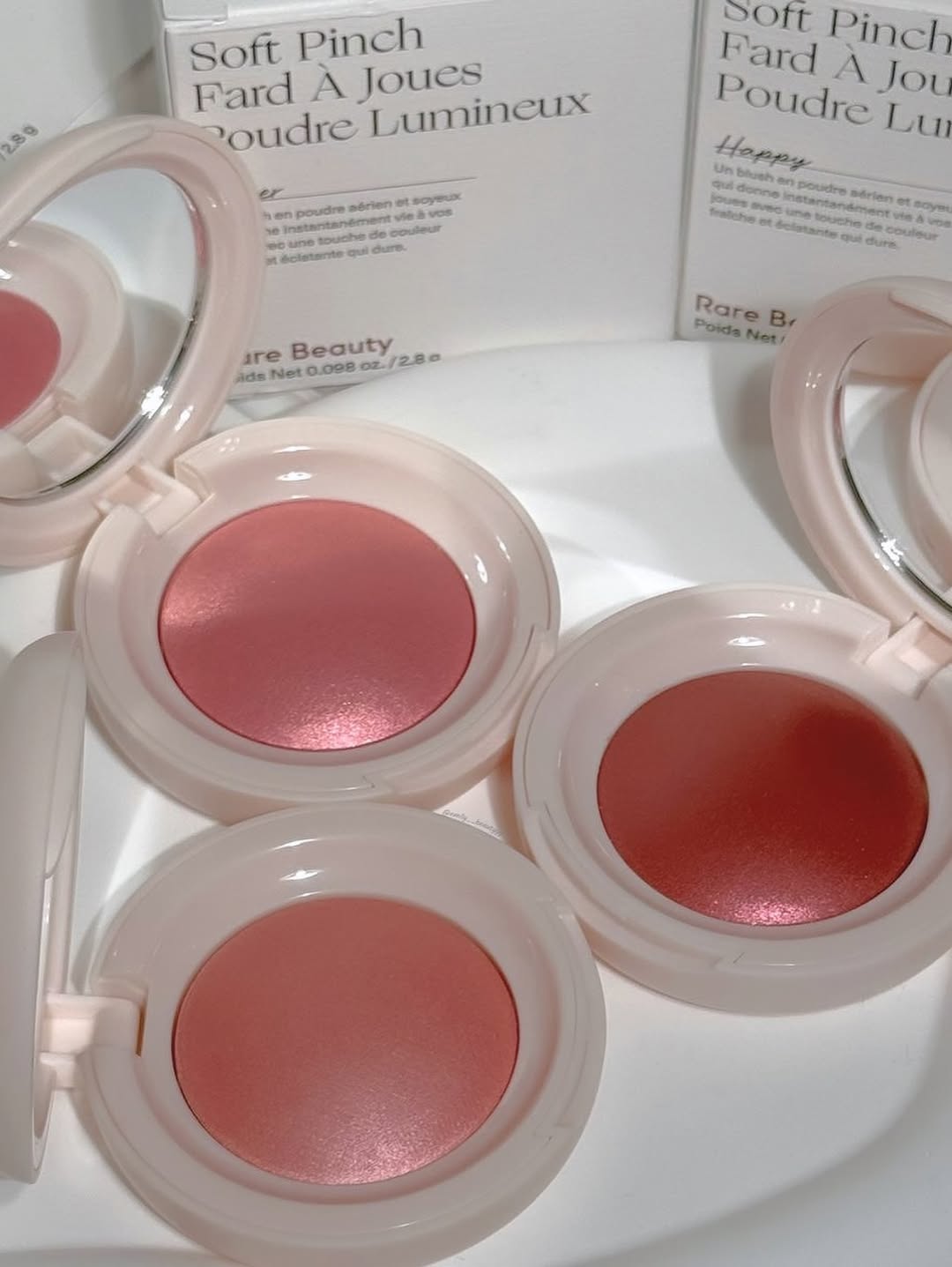 Rare beauty- (soft pinch luminous powder blush)