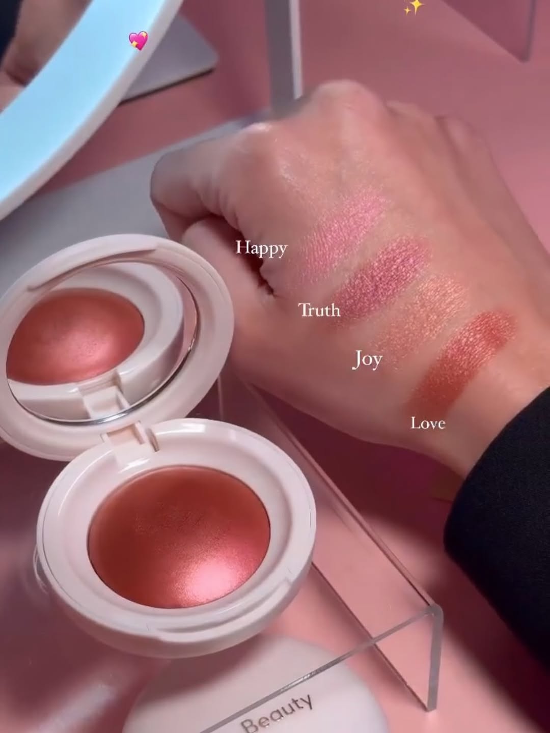 Rare beauty- (soft pinch luminous powder blush)
